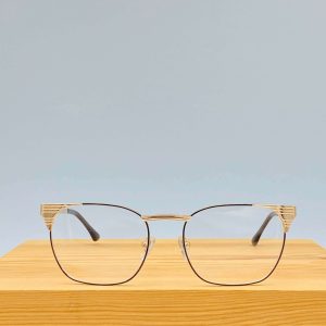 GAFAS GRADUADAS METAL CUADRADO VIOLA 1 scaled 1