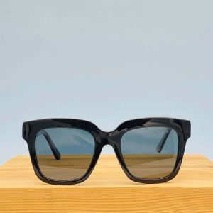 Gafas de Sol Nusa scaled 1